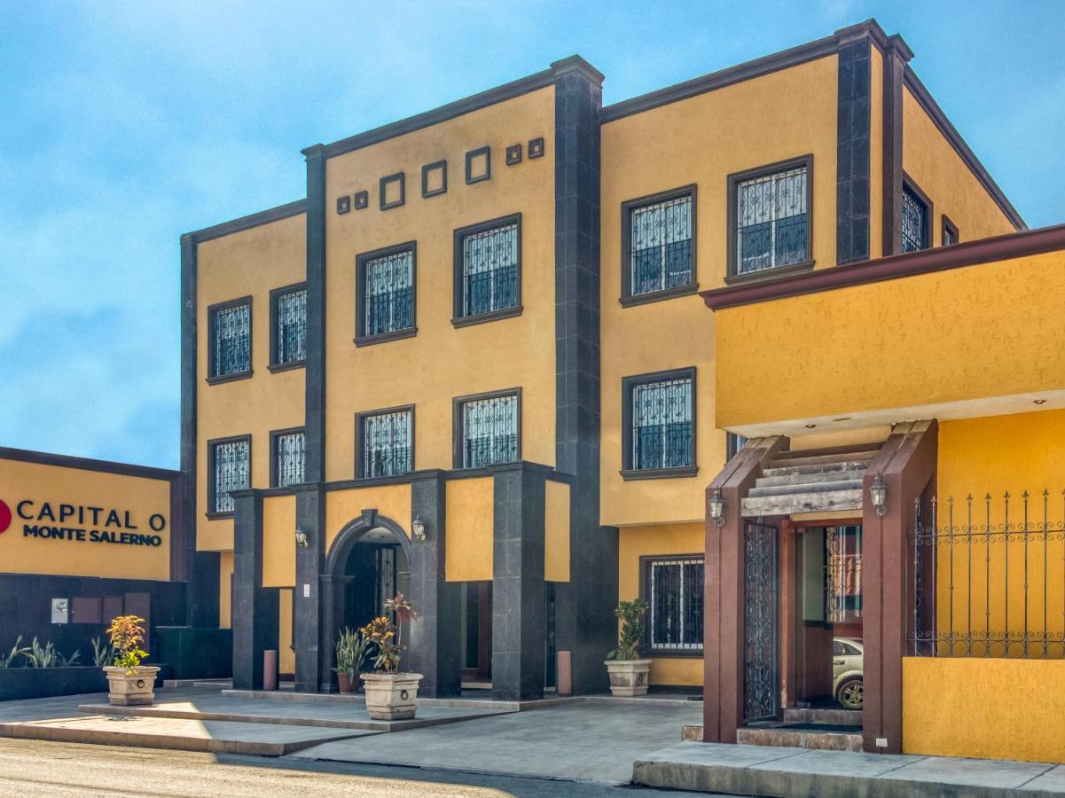 Monte Salerno Hotel & Suites Montemorelos Bagian luar foto