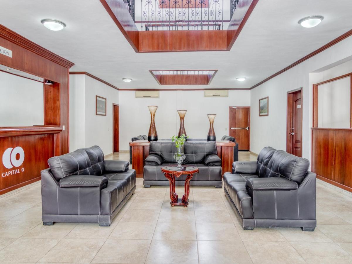 Monte Salerno Hotel & Suites Montemorelos Bagian luar foto